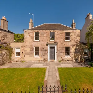 https://the-lochside-house-residence.edinburghhotelsuk.org
